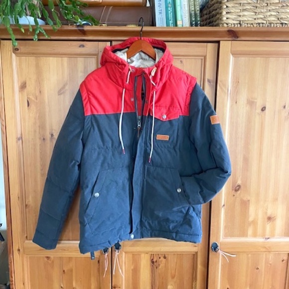 Rip Curl Infinite Anti SNOW Jacket Mens size Med. **NEW** VEST feature. - Picture 1 of 4